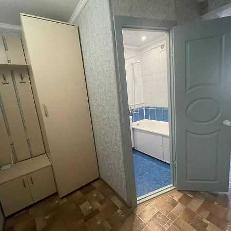 1-комнатная квартира в центре! Петропавловск Екстериор снимка